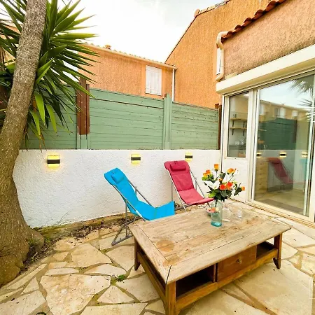 Avec Jardinet Dans Avec Piscine Apartment Sanary-sur-Mer